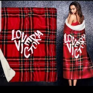 NEW Victoria's Secret Sherpa Blanket Red Plaid 50x60 Cozy Cottagecore